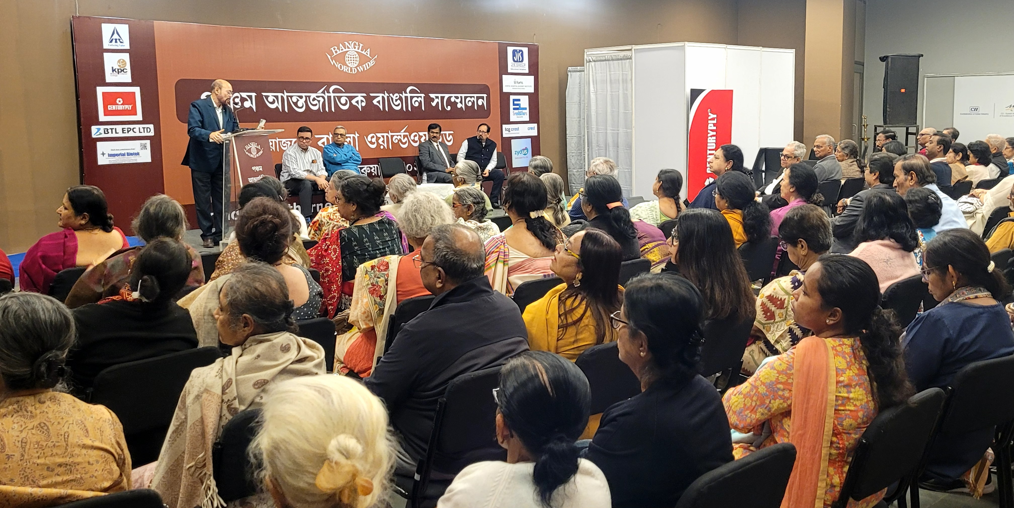 বেসরকারি চিকিৎসা ব্যবস্থা: প্রত্যাশা বনাম বাস্তবতা